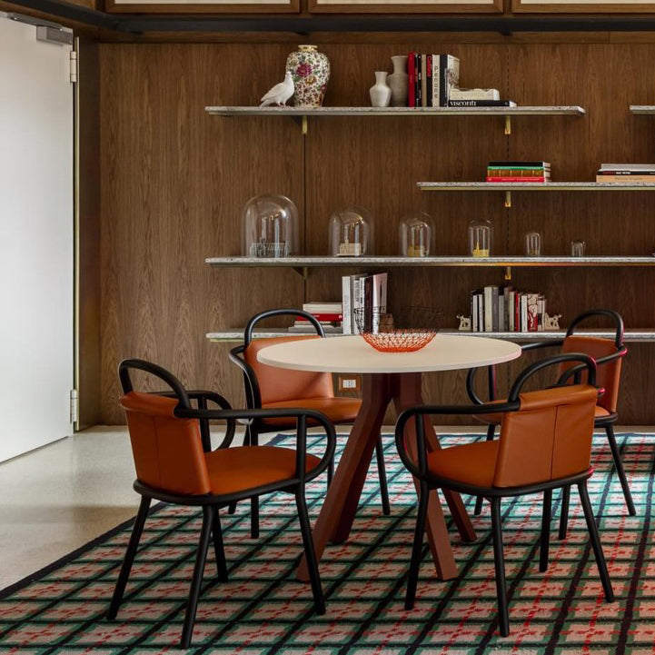 Zantilam 02 Dining Chair (With Arms)-Very Wood-moderndesign.io