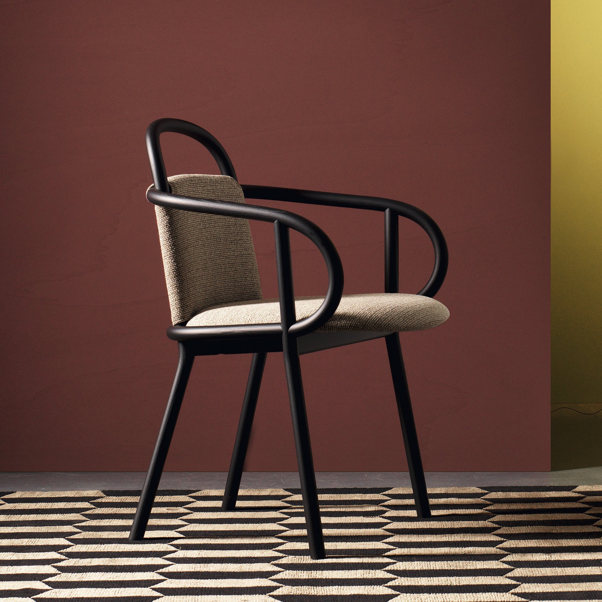 Zantilam 02 Dining Chair (With Arms)-Very Wood-moderndesign.io