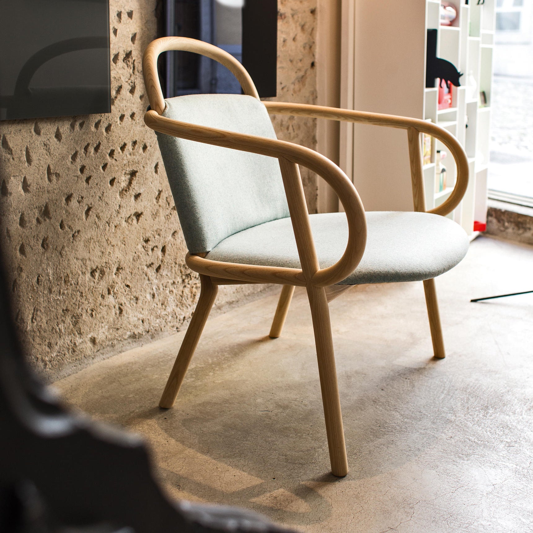 Zantilam 04 Armchair-Very Wood-moderndesign.io