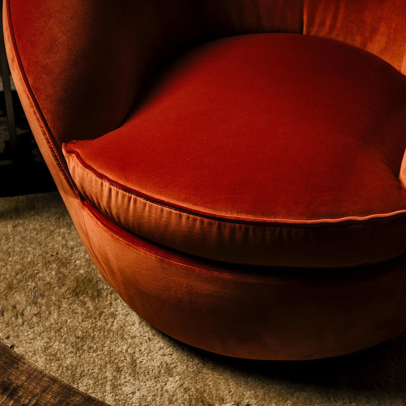 Giulia Armchair-Black Tie-moderndesign.io