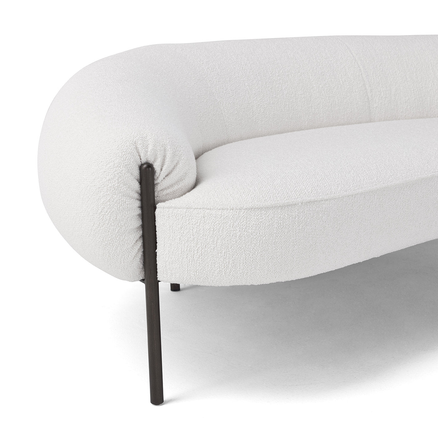 Isola Sofa-Amura-moderndesign.io
