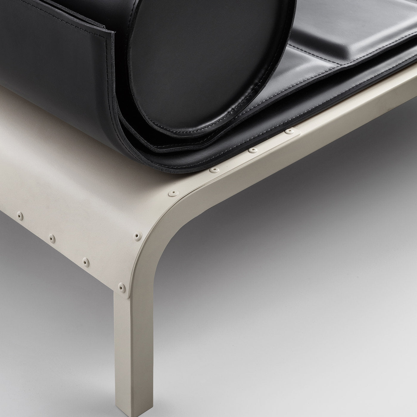 Rock Indoor Lounger-DA A-moderndesign.io