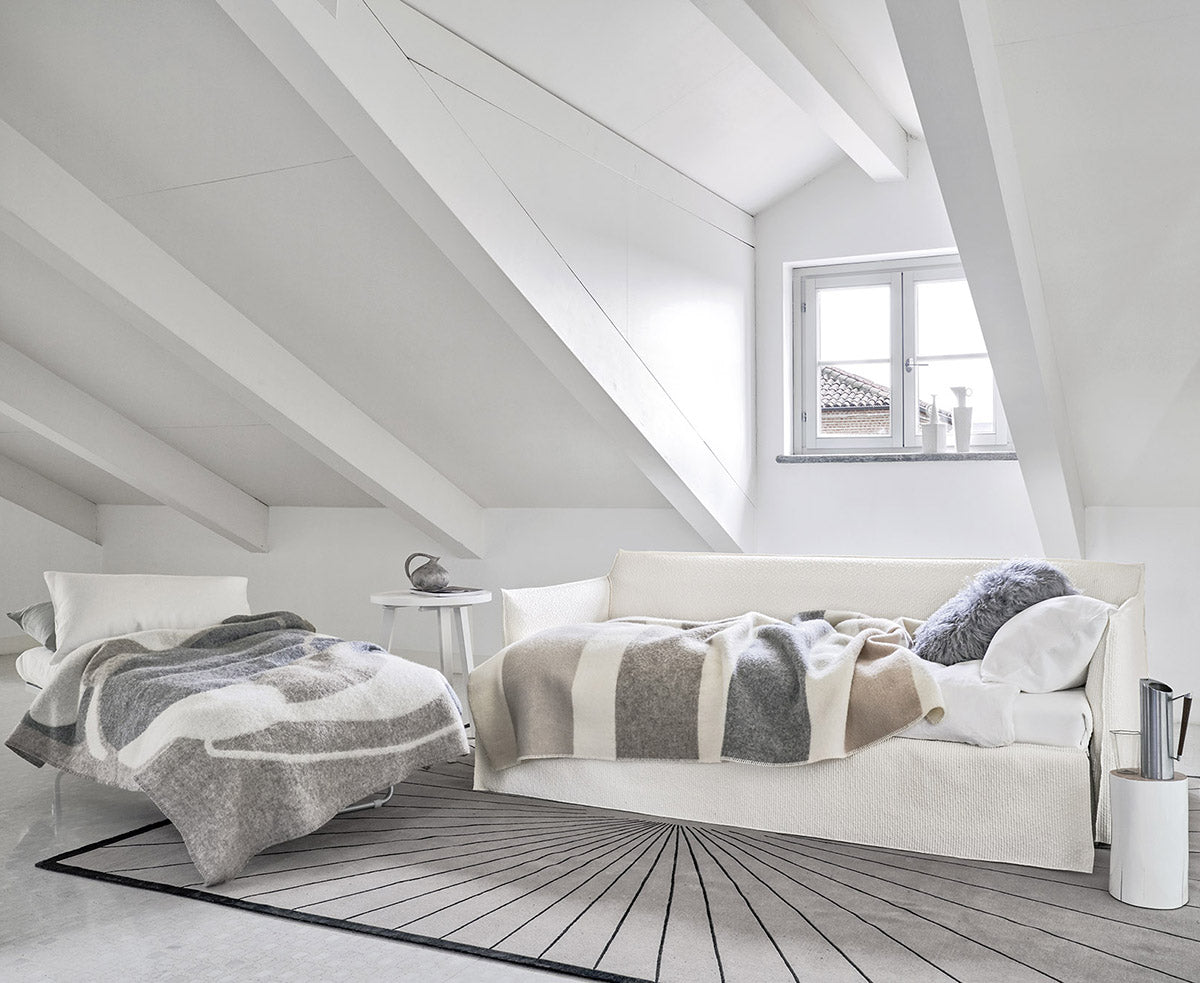Ghost 82S Trundle Bed-Gervasoni-moderndesign.io