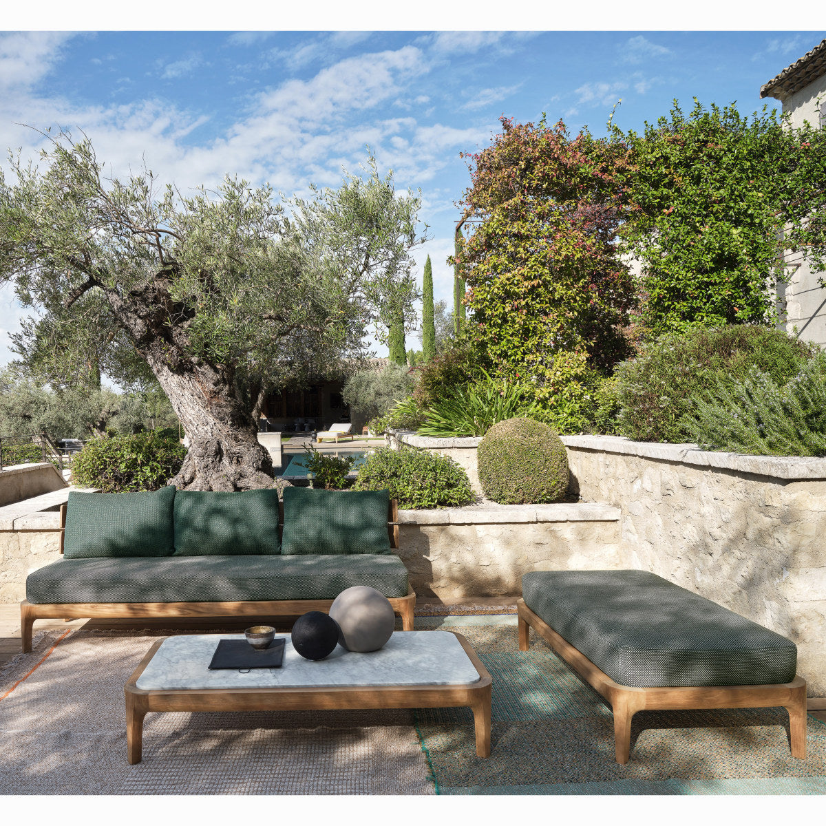 Mediterraneo 13 Soft Bench-Gervasoni-moderndesign.io