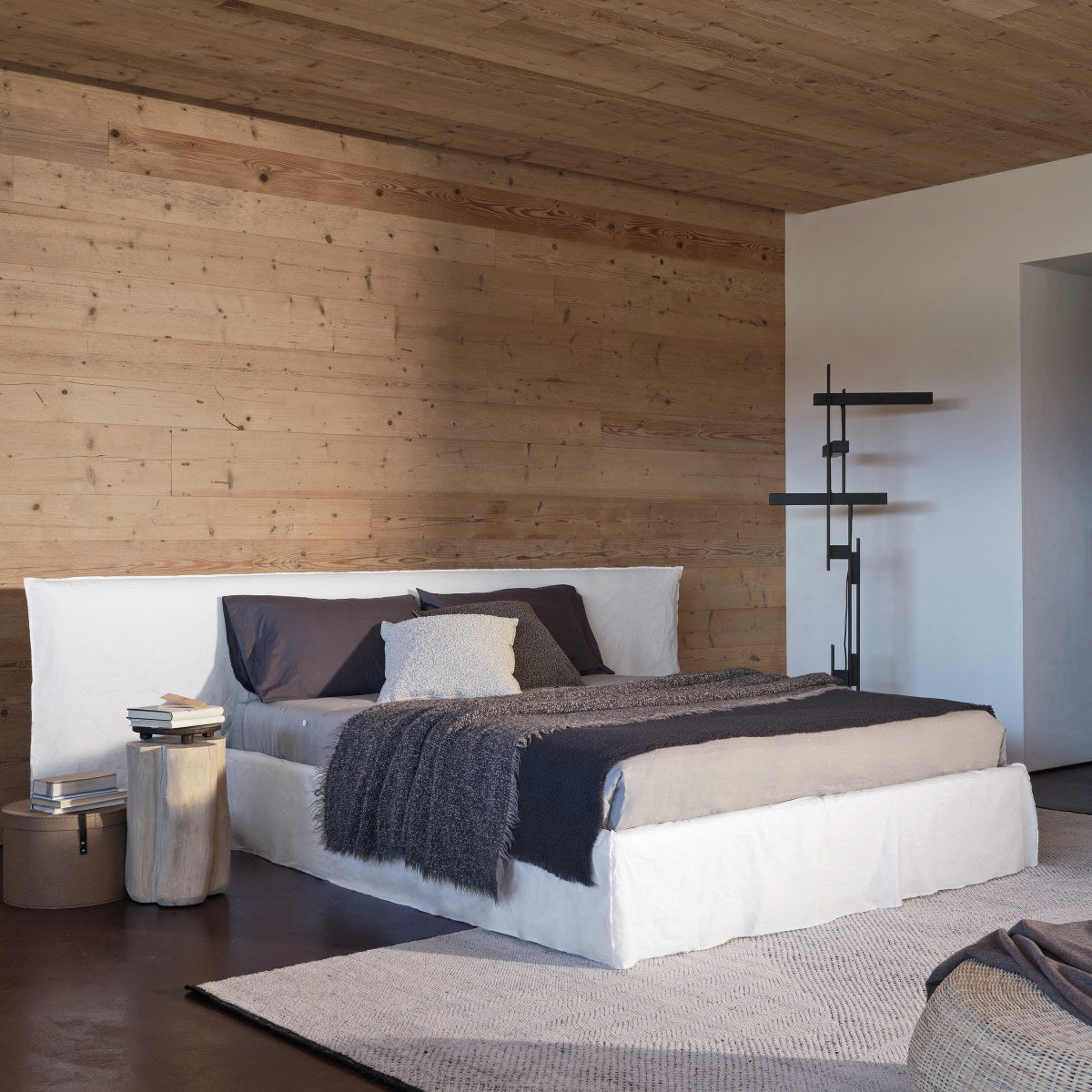 Ghost 81 Bed (with storage)-Gervasoni-moderndesign.io