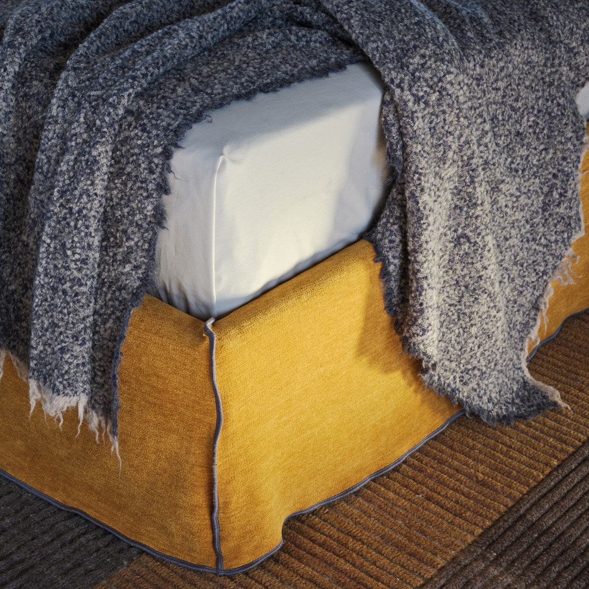 Ghost 81 Bed (with storage)-Gervasoni-moderndesign.io