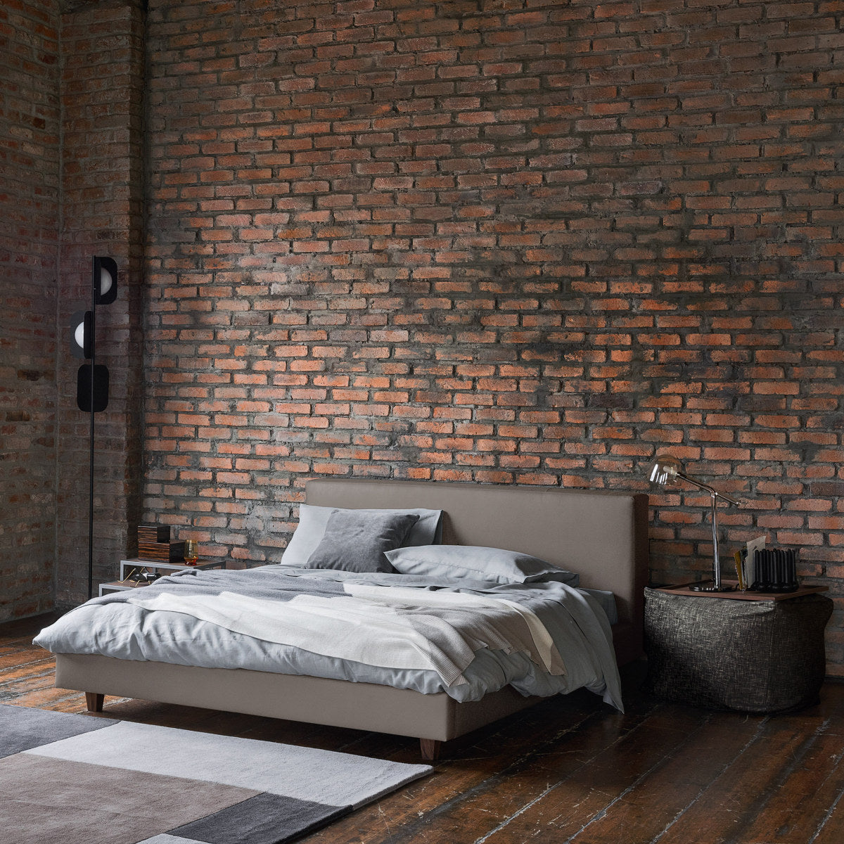 Linea Bed (with storage)-Gervasoni-moderndesign.io