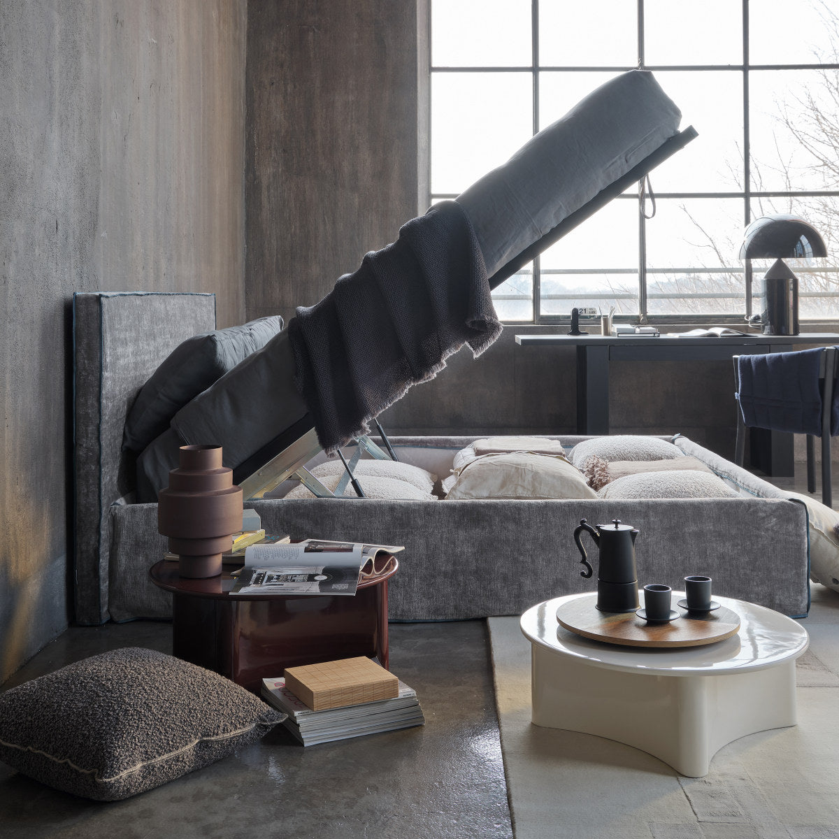 Linea Bed (with storage)-Gervasoni-moderndesign.io