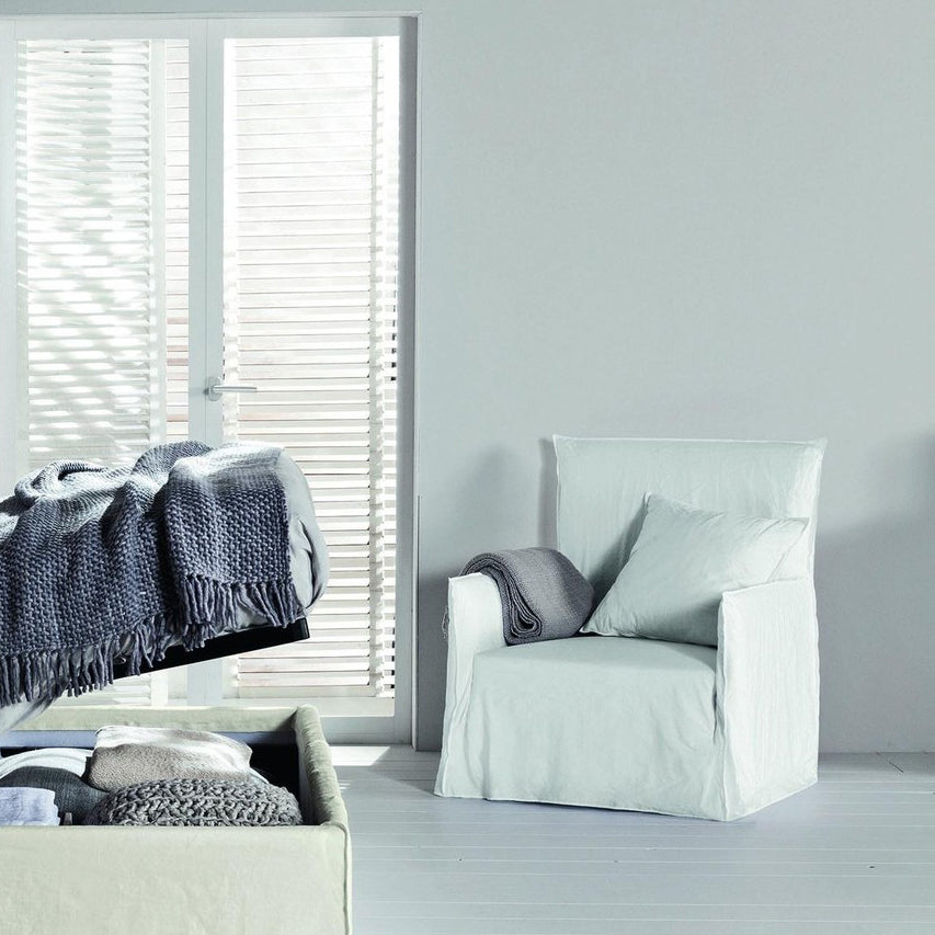 Ghost 04 Armchair-Gervasoni-moderndesign.io