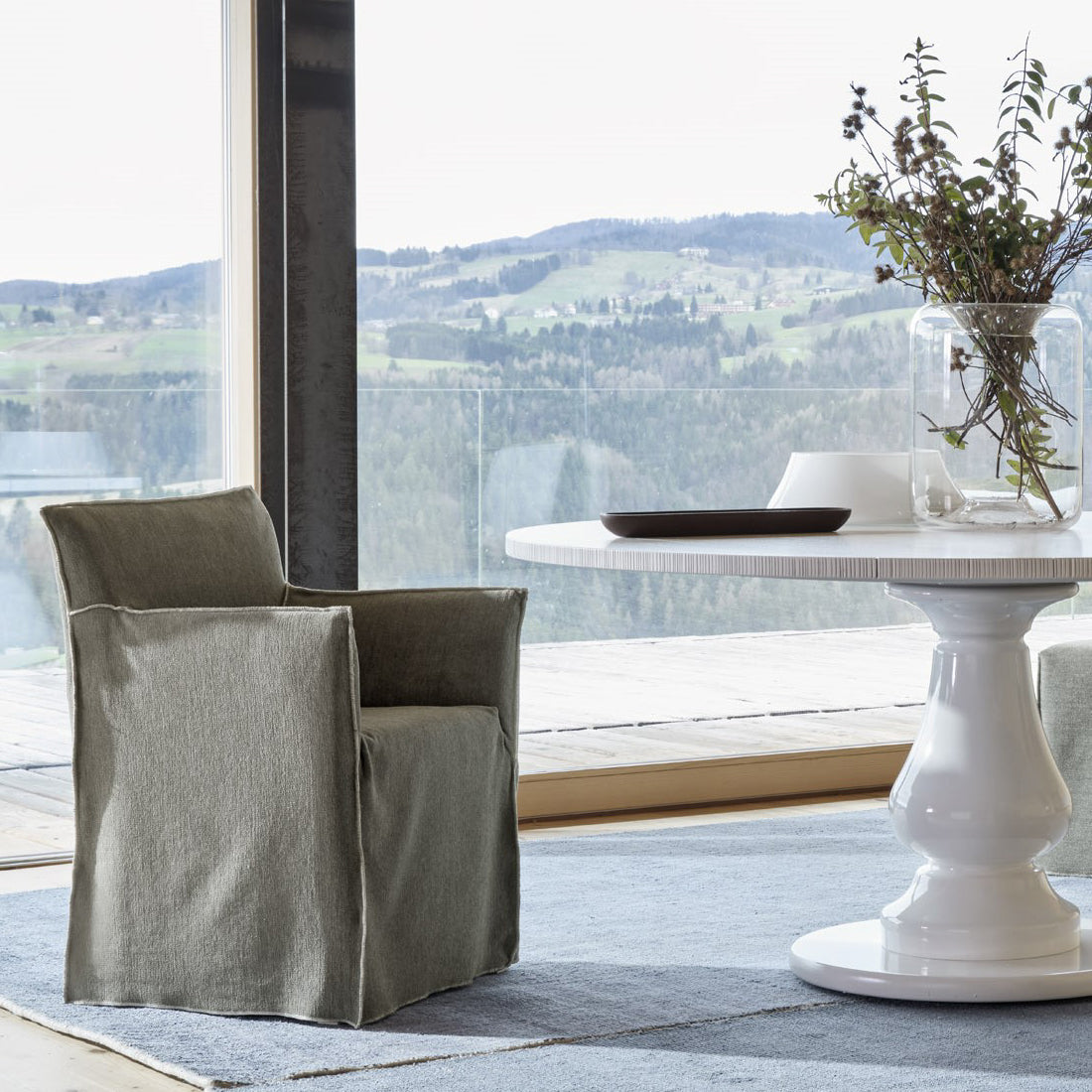 Ghost 25 Dining Chair (with arms)-Gervasoni-moderndesign.io