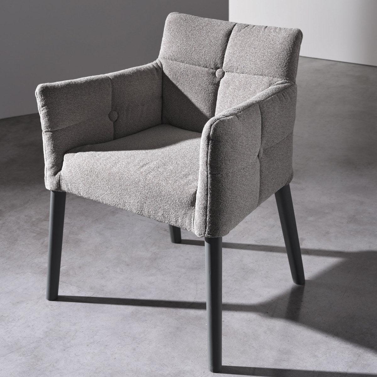 Mae 24 Dining Chair (with arms)-Gervasoni-moderndesign.io
