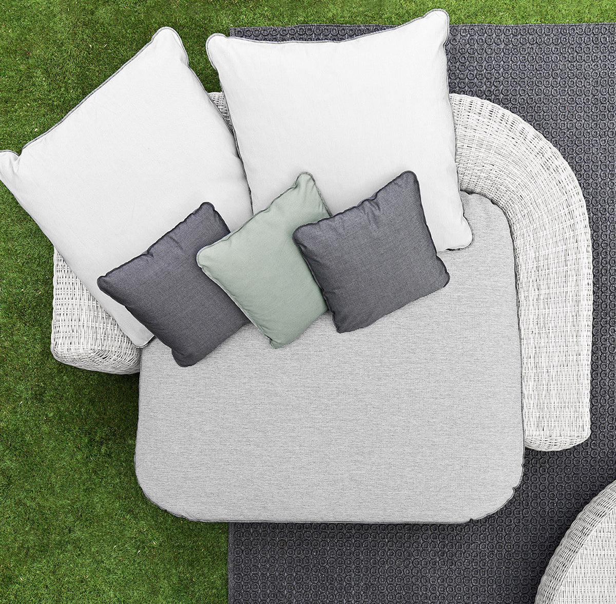 Panda 04 Daybed-Gervasoni-moderndesign.io