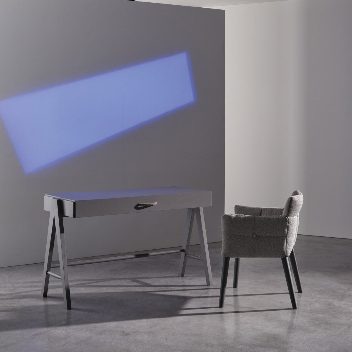 Pier 60 Desk-Gervasoni-moderndesign.io