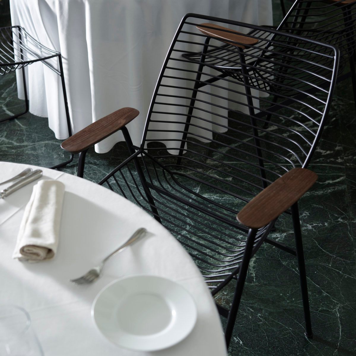 Zelo 24 Dining Chair (with arms)-Rex Kralj-moderndesign.io