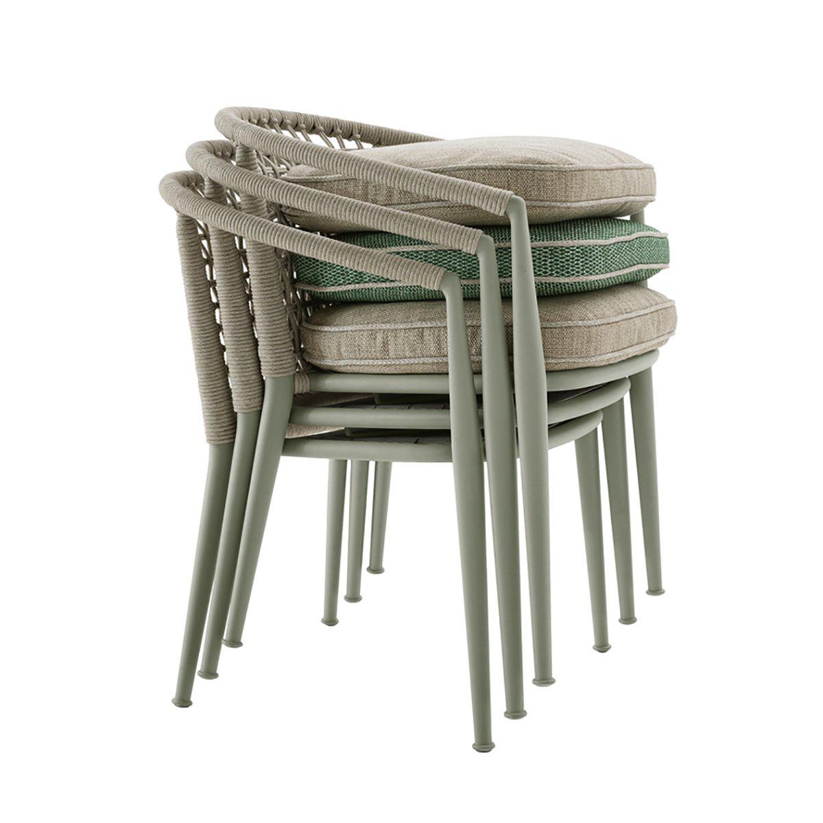 Erica 19 Dining Chair (With Arms)-B&B Italia-moderndesign.io