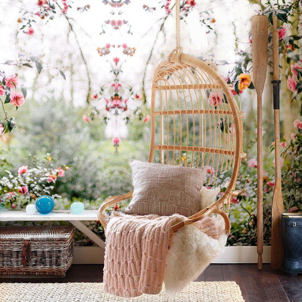 Secret Garden-Back to the Wall-moderndesign.io